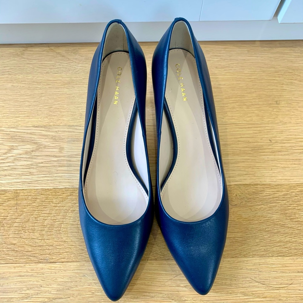 Cole Haan Navy Blue Pumps
